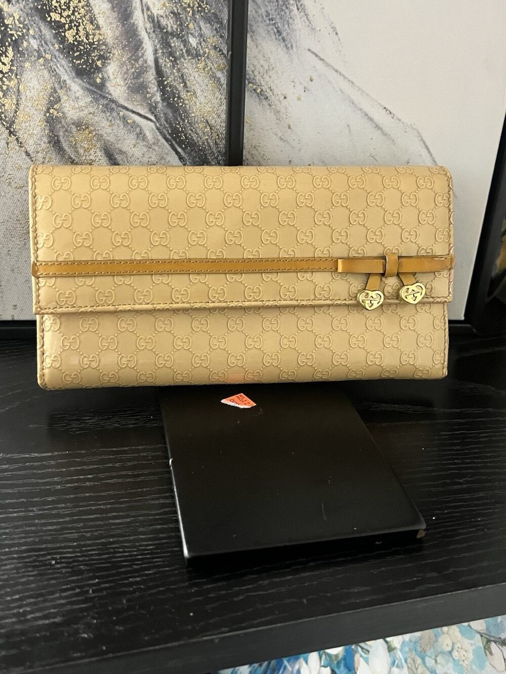 Gucci GG Microguccissima Patent Continental Long Wallet